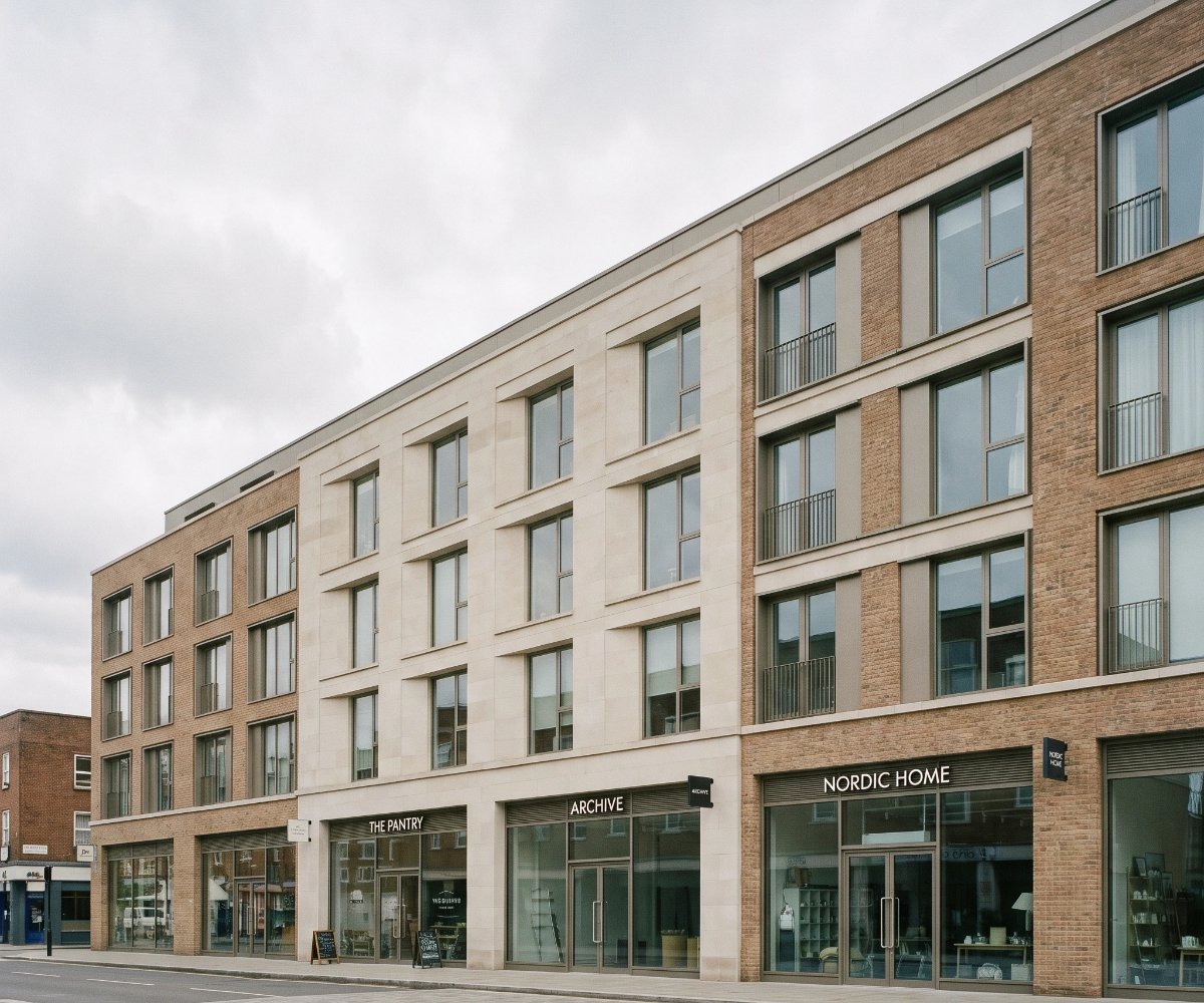 Mixed-use commercial block